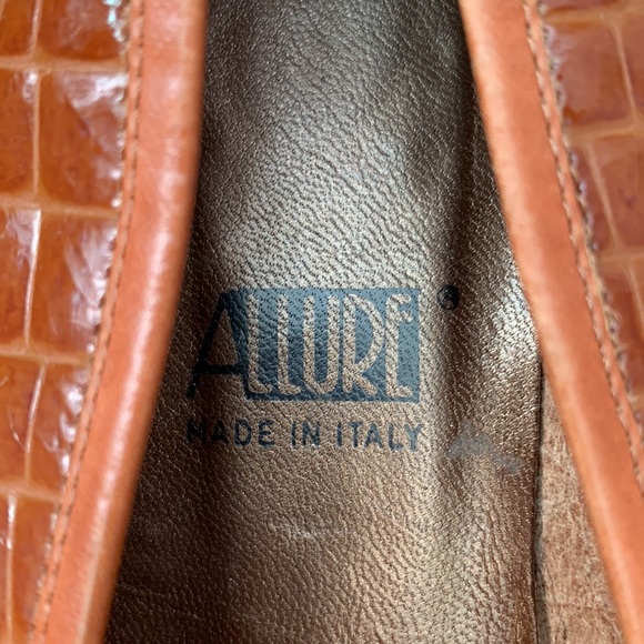 ❗️FREE Italy Vintage shoes 📍MUST BUNDLE 📍 - Picture 10 of 16